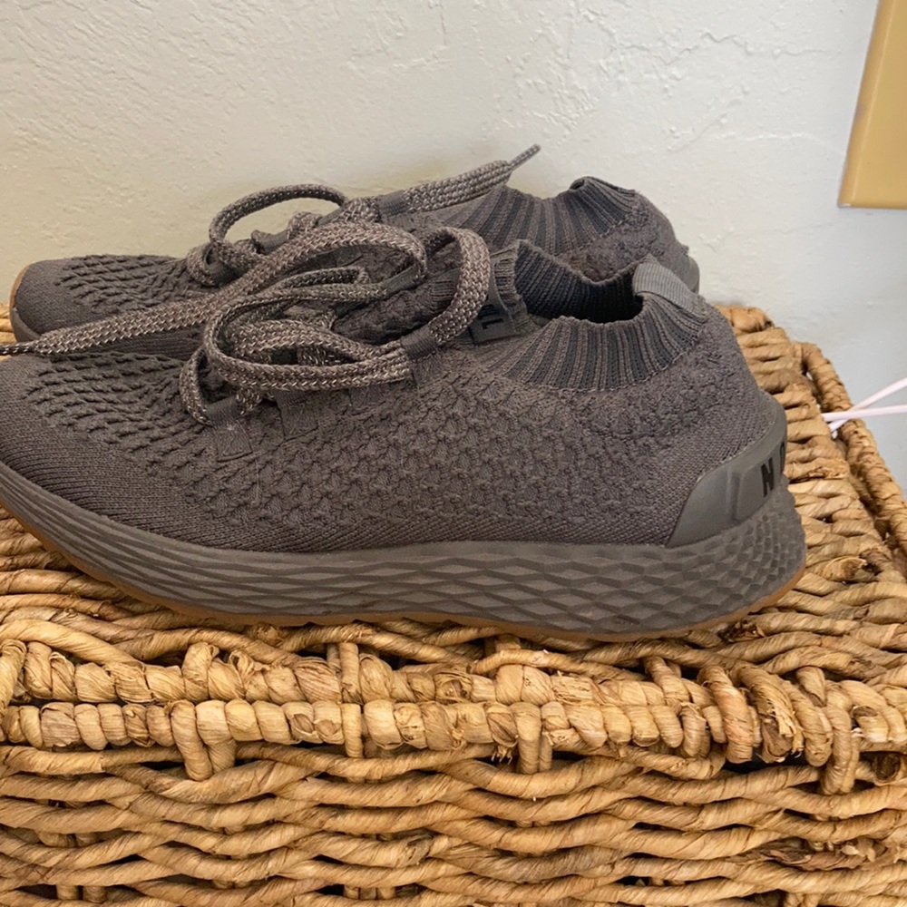 No Bull Knit Runners - Great Condition!